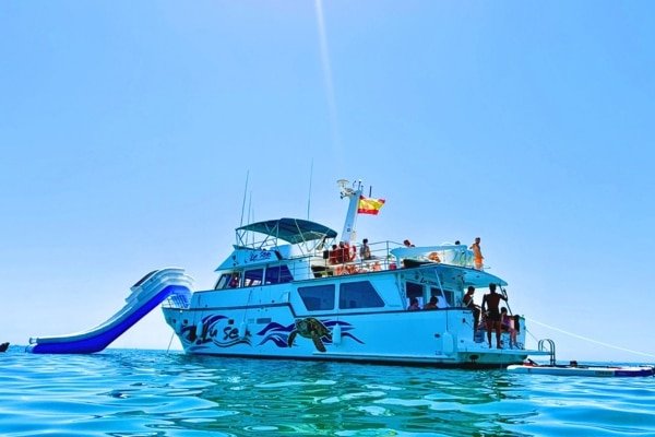 Paseo en Barco en Malaga | Emotions By Lu 4
