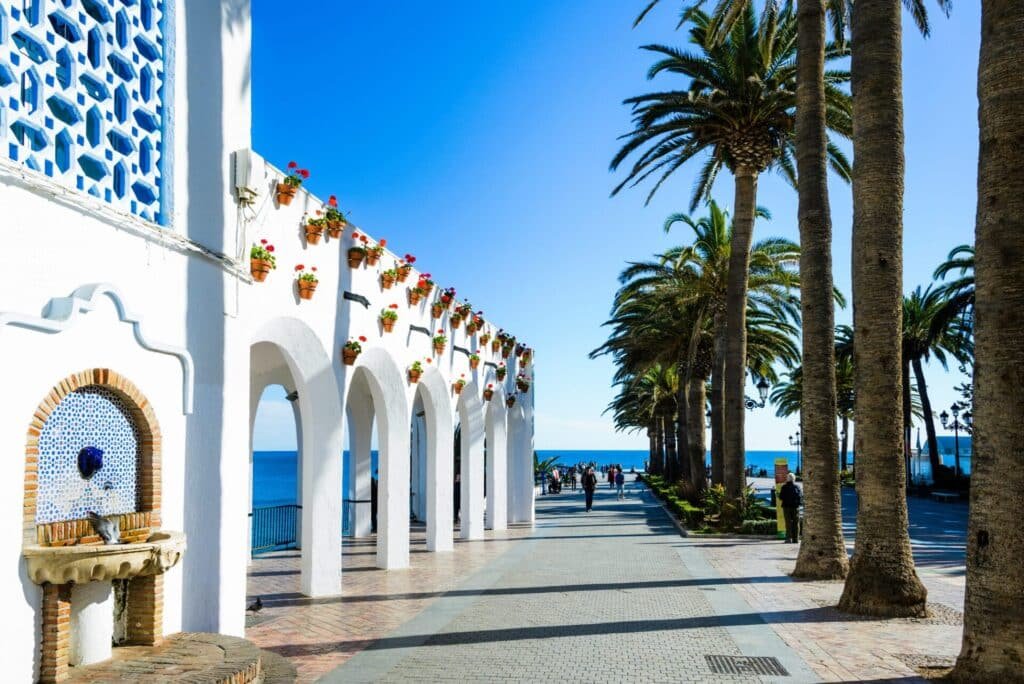 ¿Qué ver en Nerja en un día ? Todo lo que necesitas saber 3