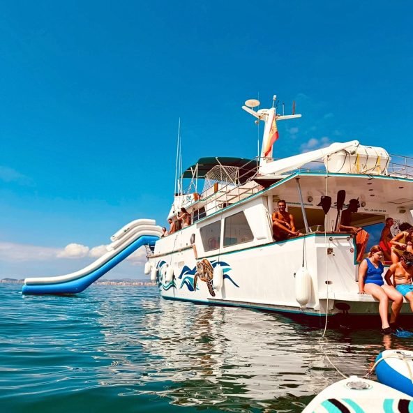 Toboganes XXL 10 Alquiler de Barco en Málaga