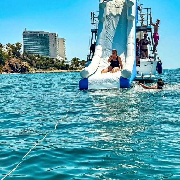 Toboganes XXL 17 Disfruta de Barco y Tobogán XXL Málaga